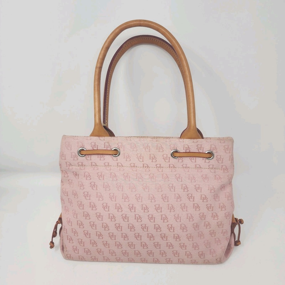 Dooney &Bourke Signature Tassel Tote Pink Monogram Canvas Tan Leather Trim - Picture 3 of 11